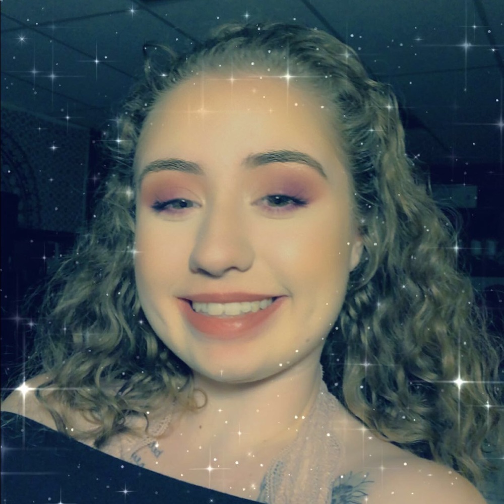 Meet your Posher, Savannah